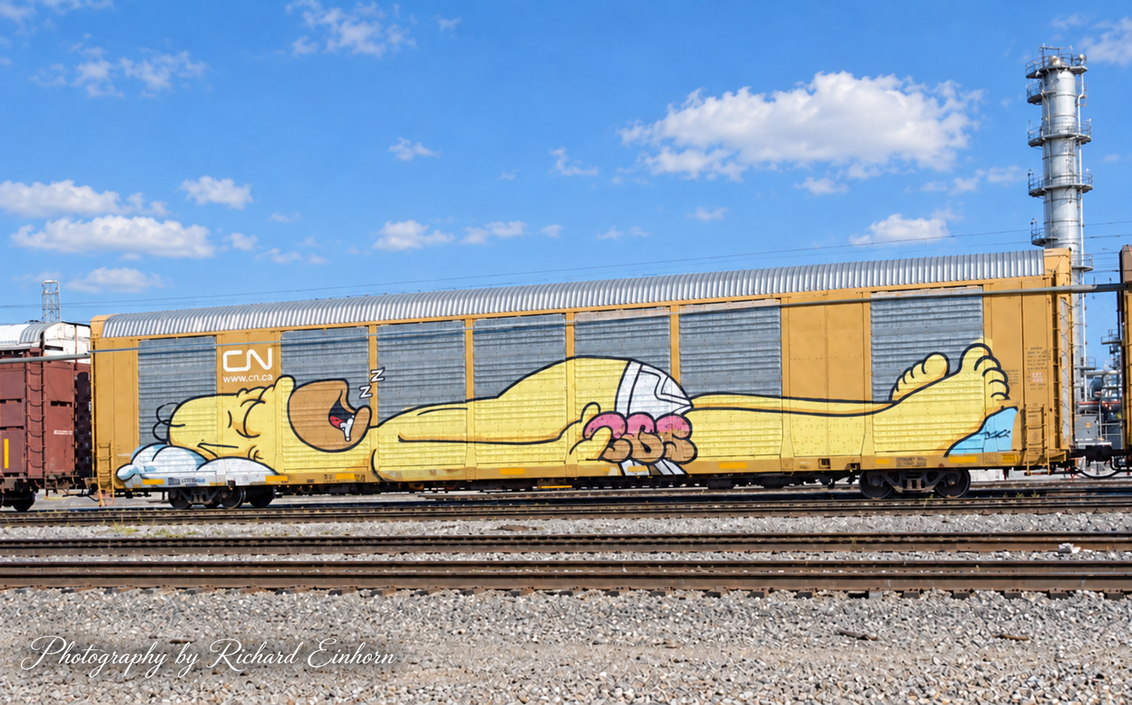 Homer Simpson - Un-Expected in two scales!